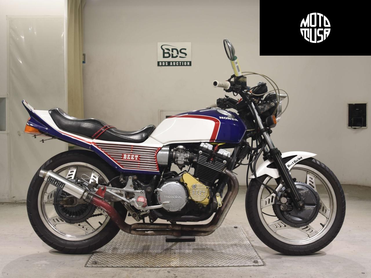 Honda CBX550F - фото 1