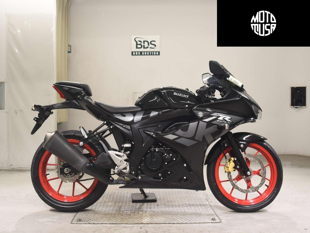 Suzuki GSX-R125 - фото 1