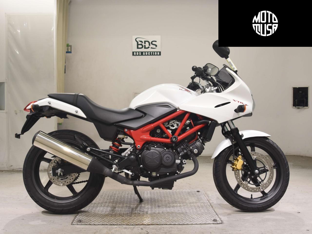 Honda VTR-F250 - фото 1