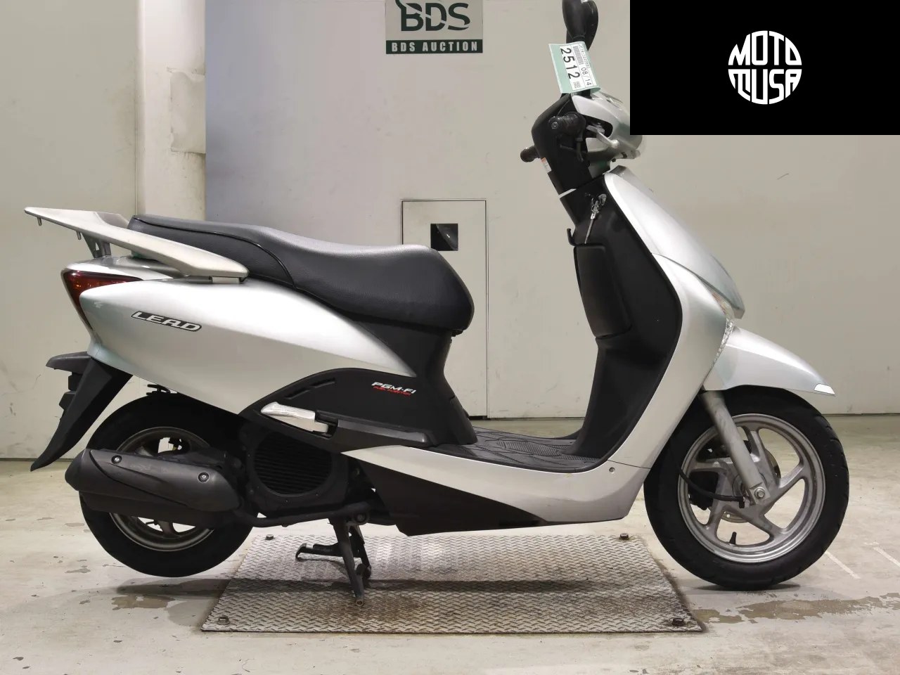 Honda Lead 110 - фото 1