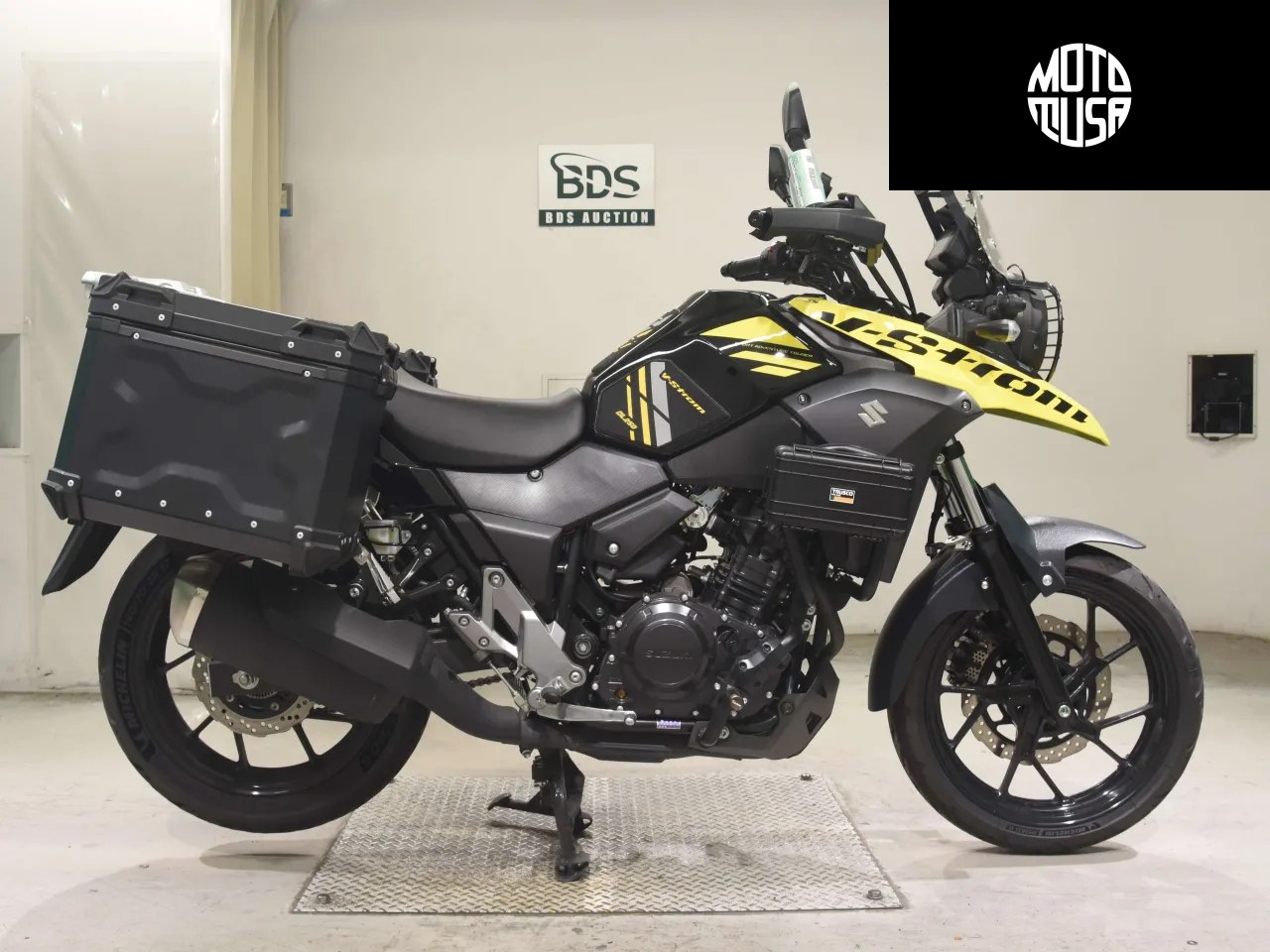 Suzuki V-Strom 250 (V-Storm 250A) - фото 1