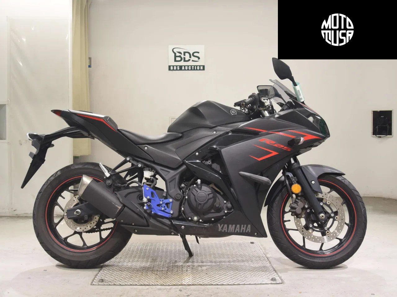 Yamaha YZF-R25 - фото 1