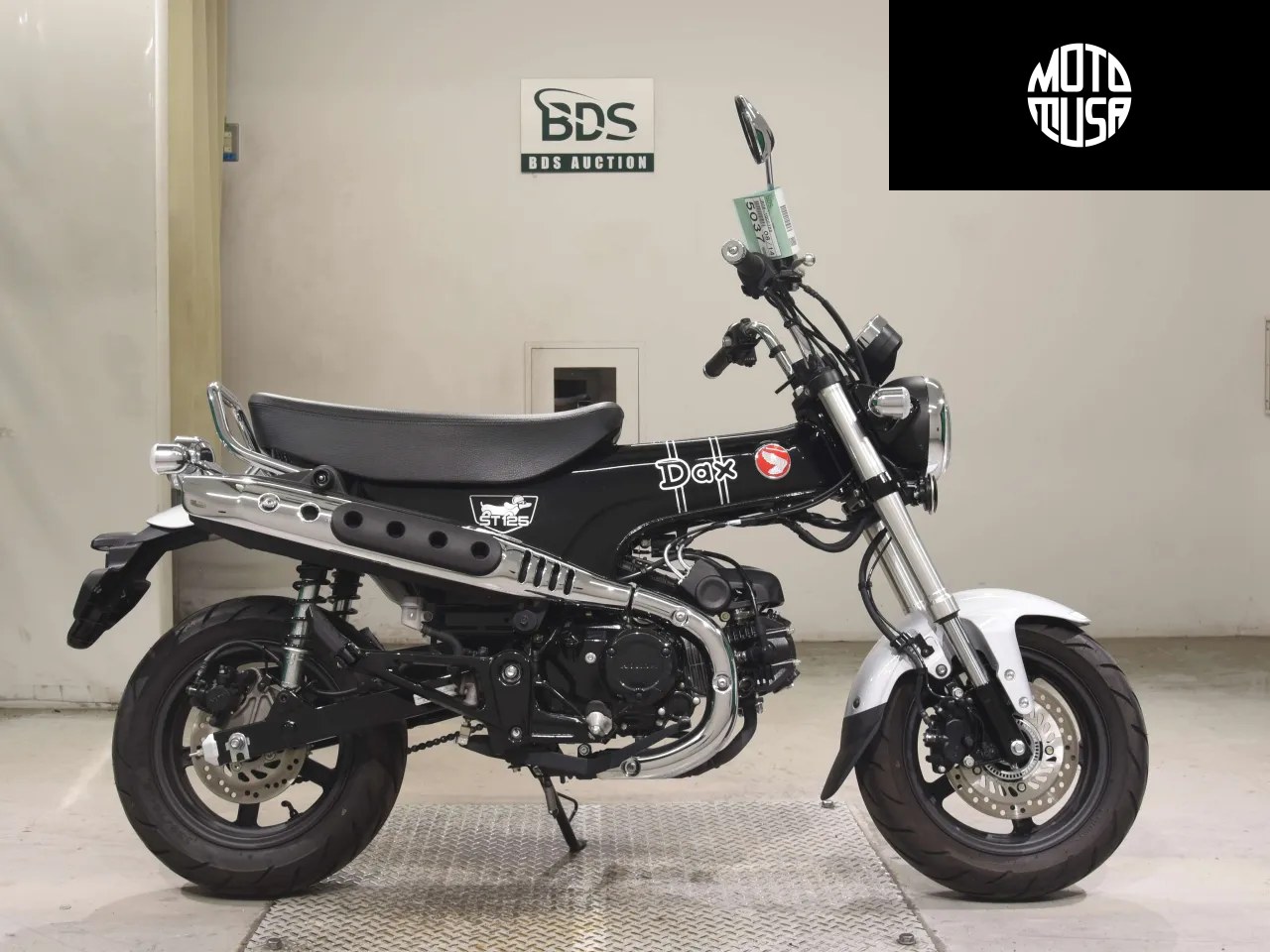 Honda DAX 125 - фото 1