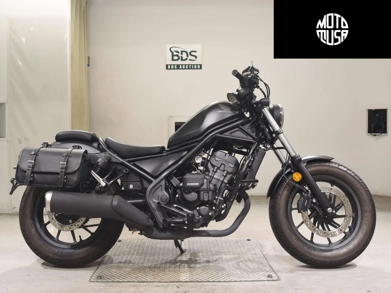 Honda Rebel 250 E-Clutch - фото 1