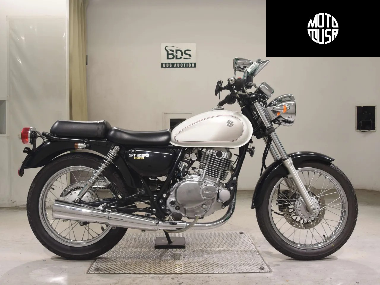 Suzuki ST 250 (ST250E) - фото 1