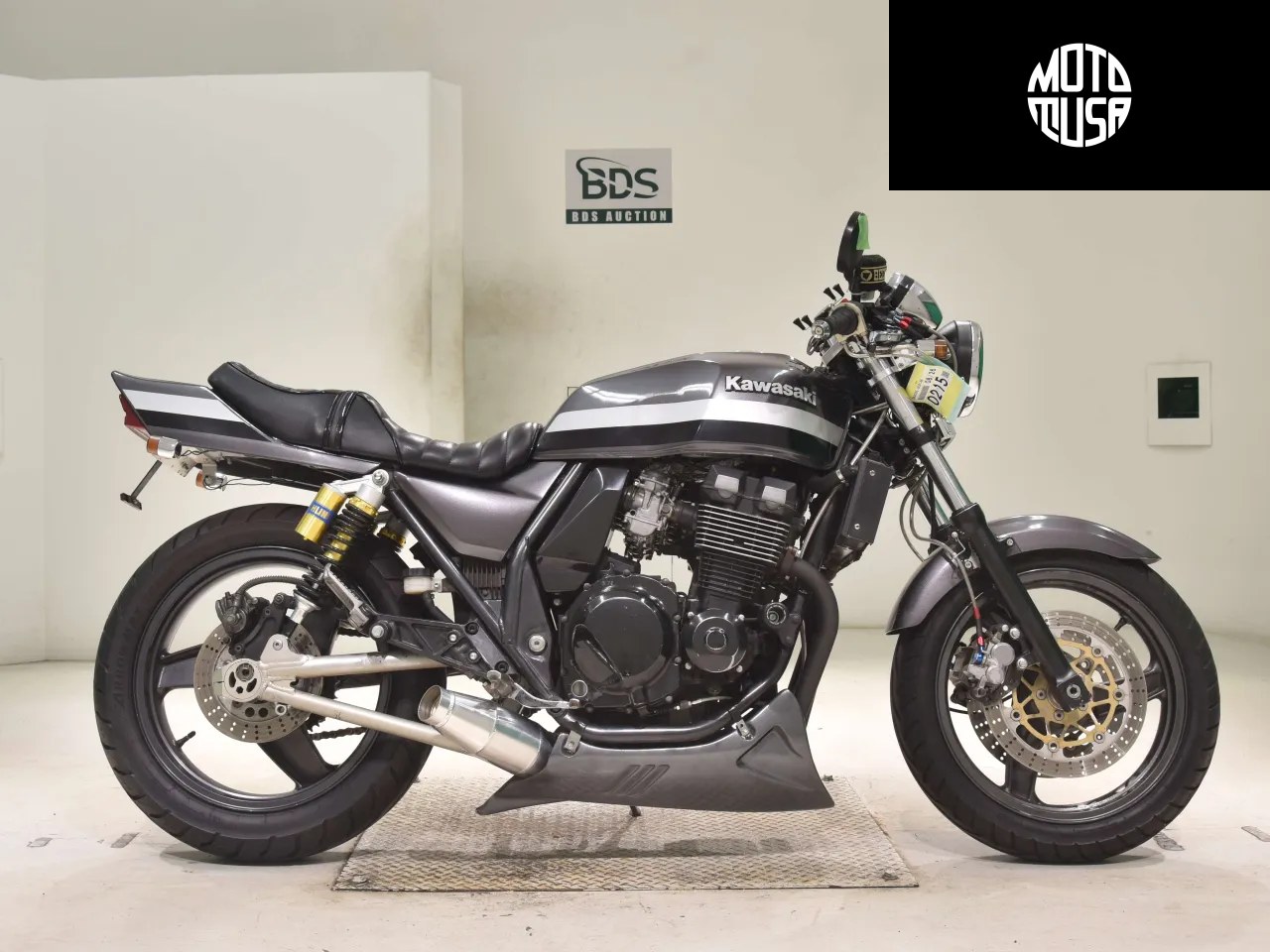Kawasaki ZRX 400 - фото 1