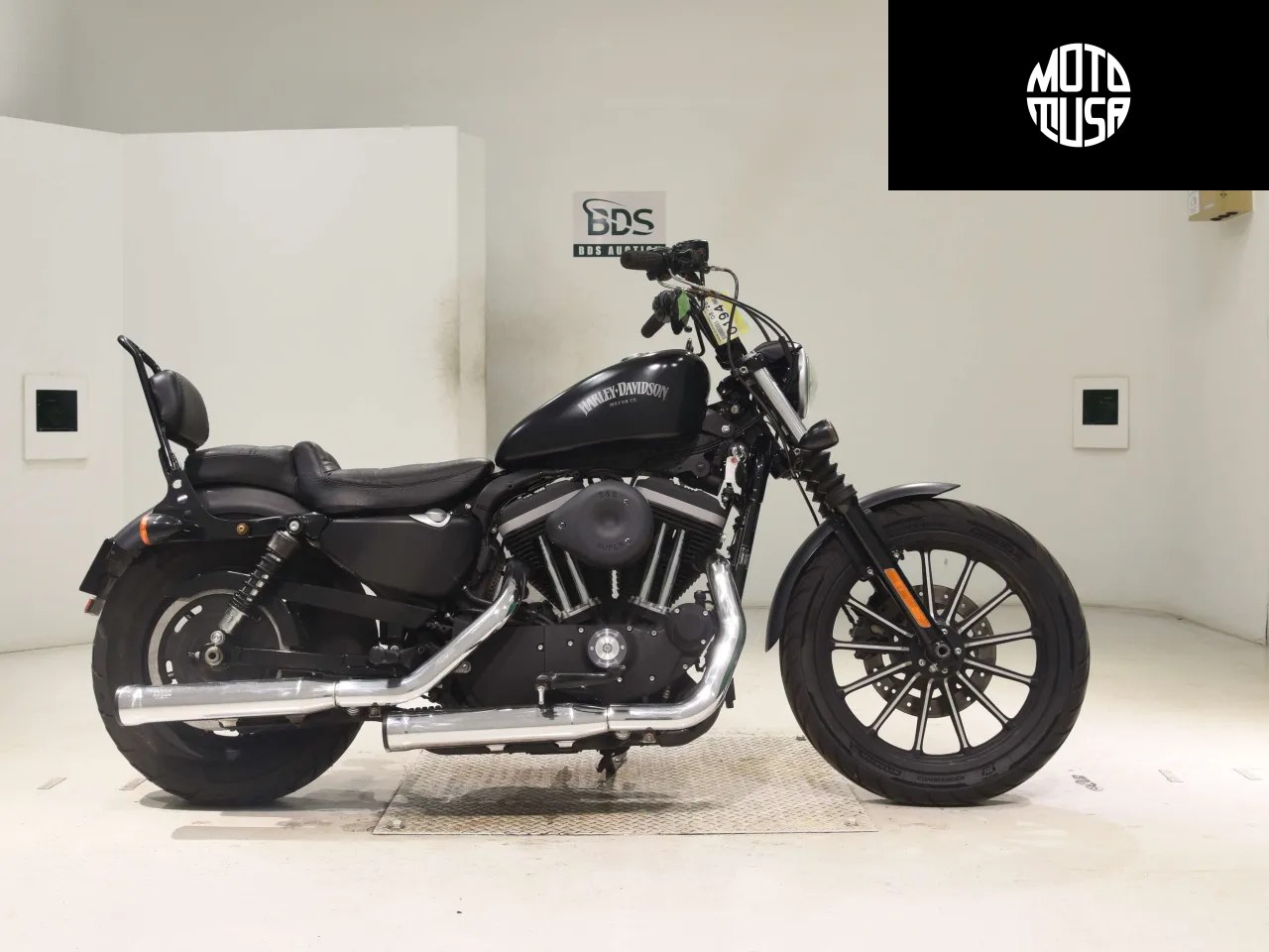 Harley Davidson Sportster Iron XL 883N (XL883N) - фото 1