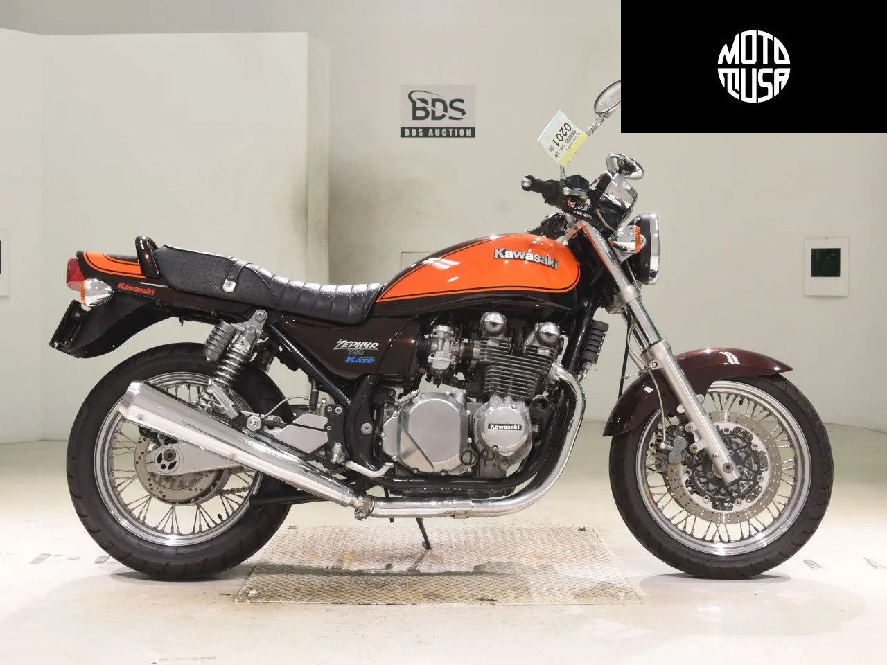 Kawasaki ZEPHYR 750RS - фото 1