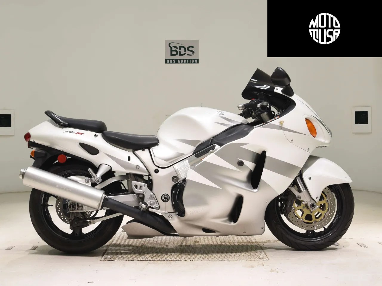 Suzuki GSX 1300R Hayabusa (HAYABUSA) - фото 1
