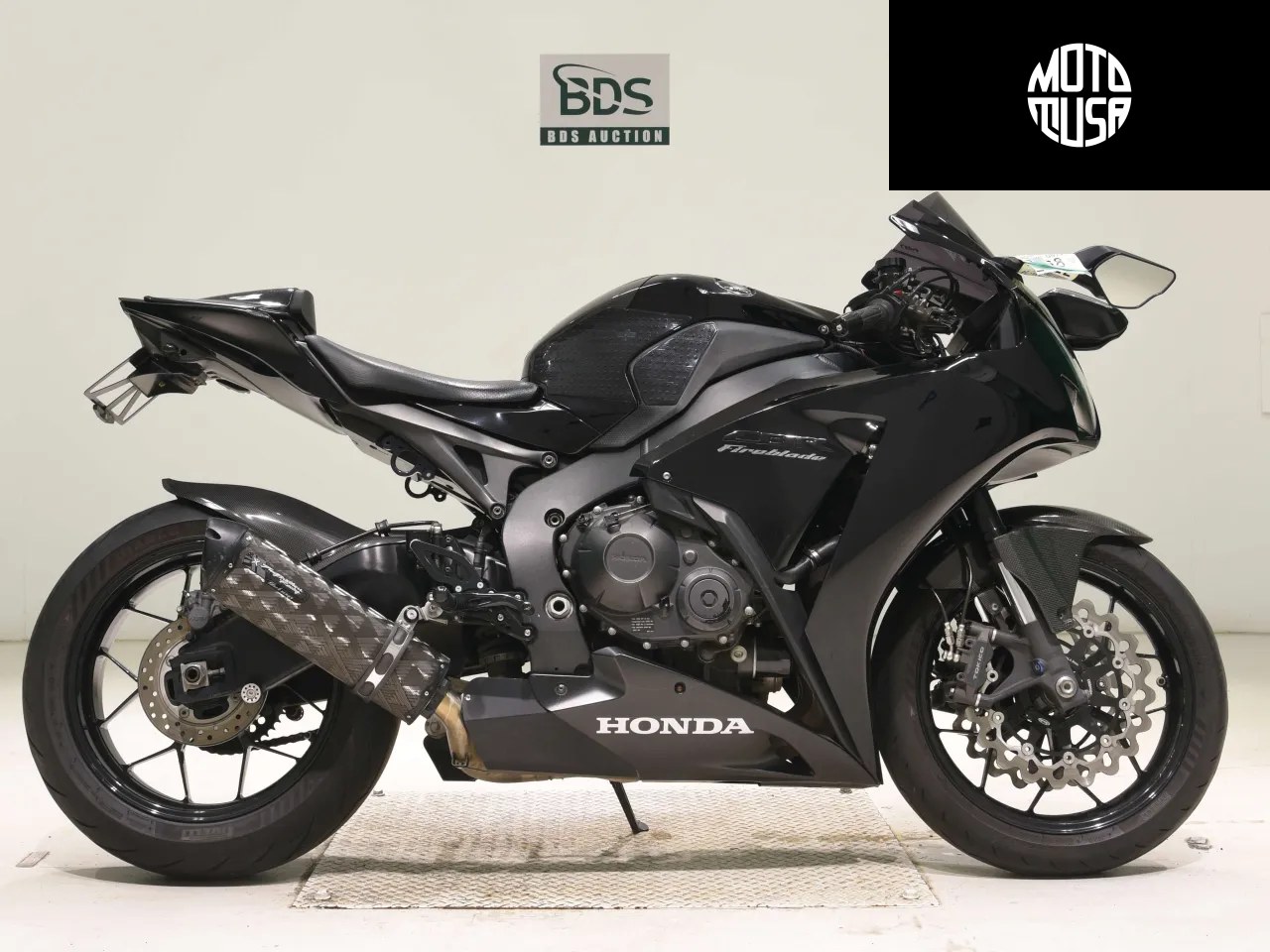Honda CBR 1000RR (CBR1000RR-2) - фото 1