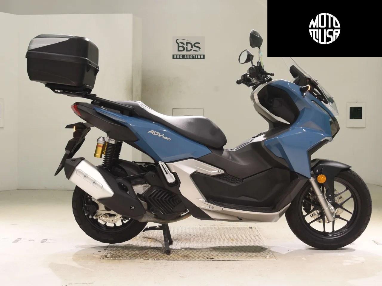 Honda ADV 160 - фото 1