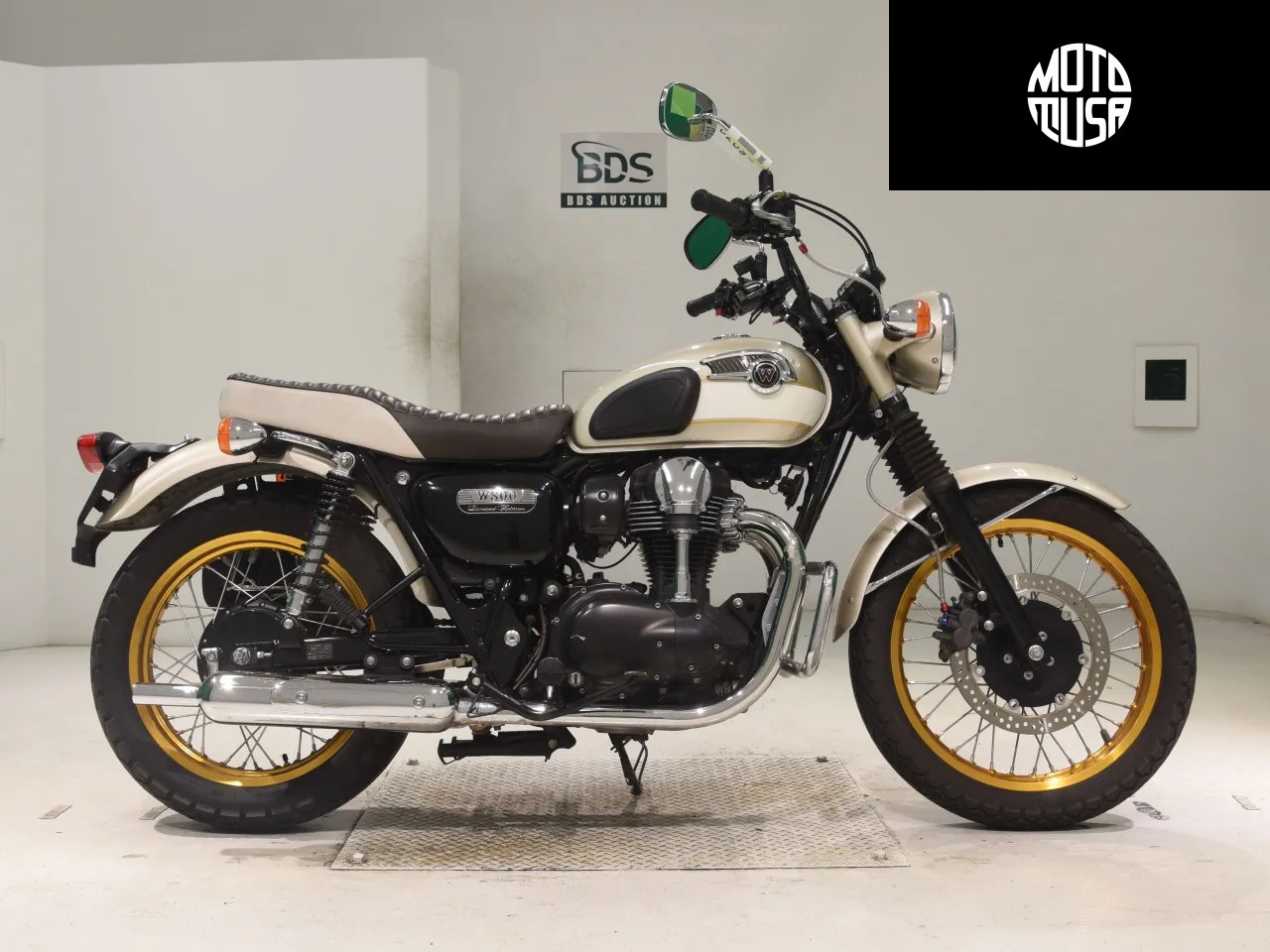 Kawasaki W 800 - фото 1