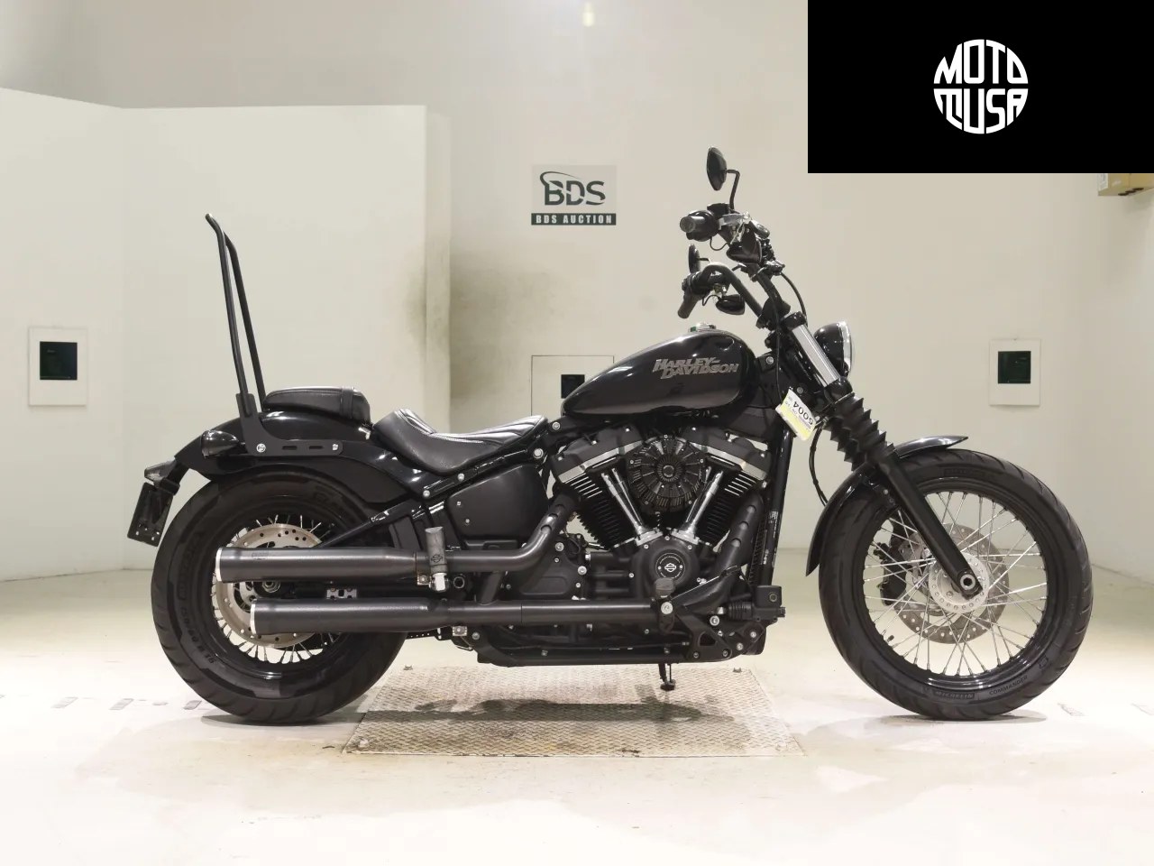 Harley Davidson Softail Street Bob FXBB 1750 (FXBB1750) - фото 1