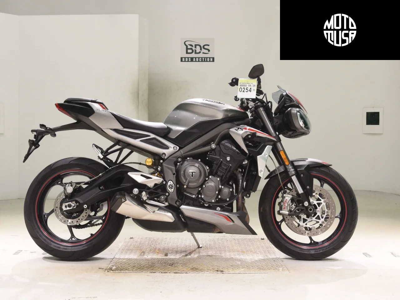 Triumph Street Triple RS - фото 1