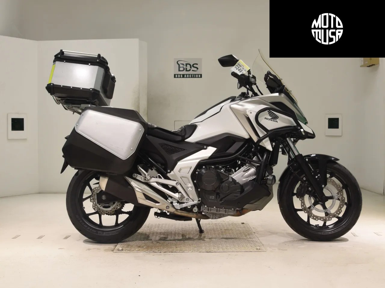 Honda NC 750X (NC750X-3) - фото 1