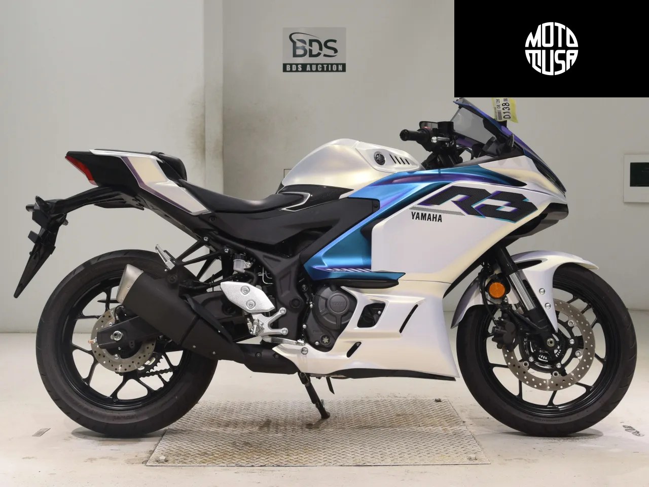 Yamaha YZF-R3 - фото 1