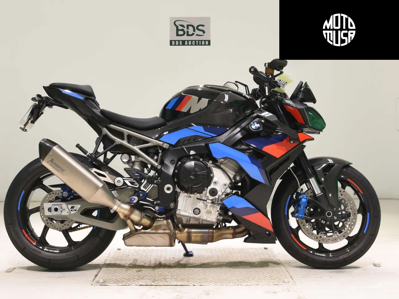 BMW M1000R - фото 1