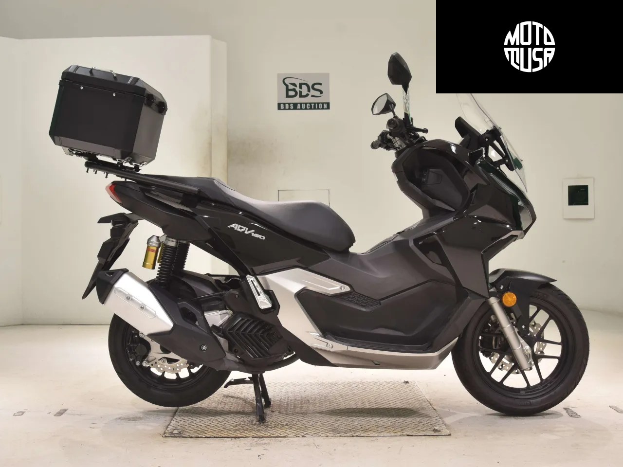 Honda ADV 160 - фото 1