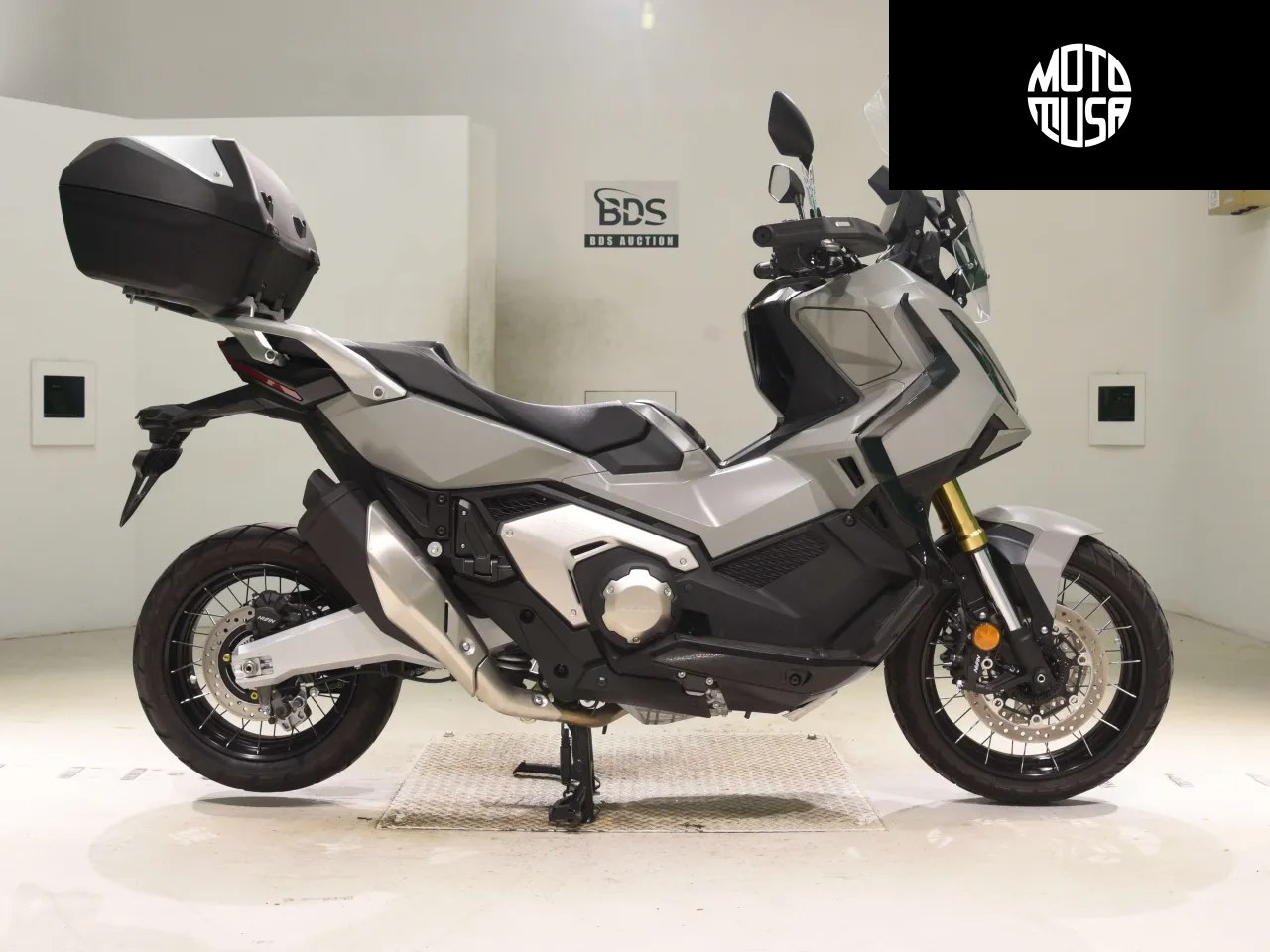 Honda X-ADV (X-ADV750-2) - фото 1