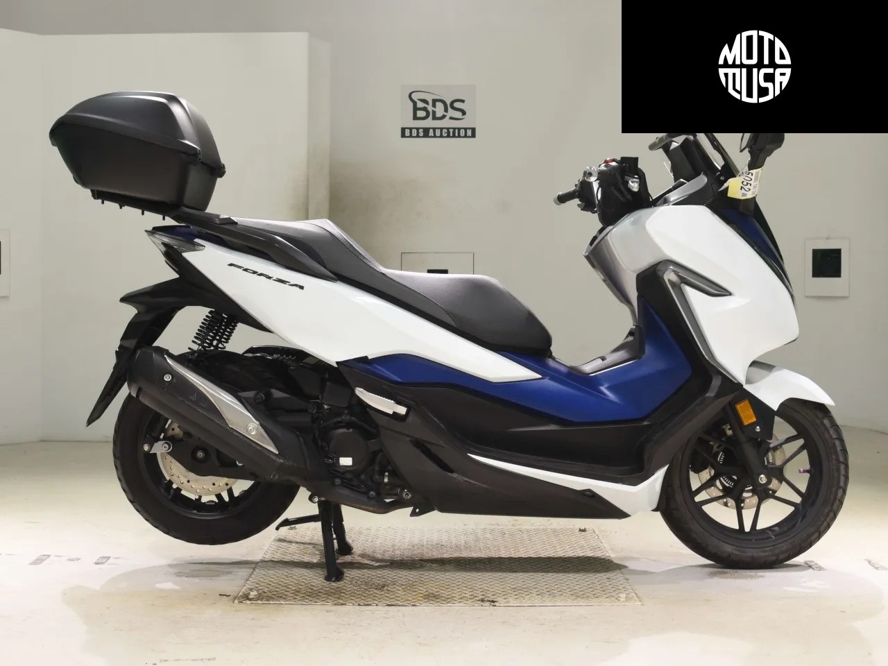 Honda Forza 250 (FORZA-4) - фото 1