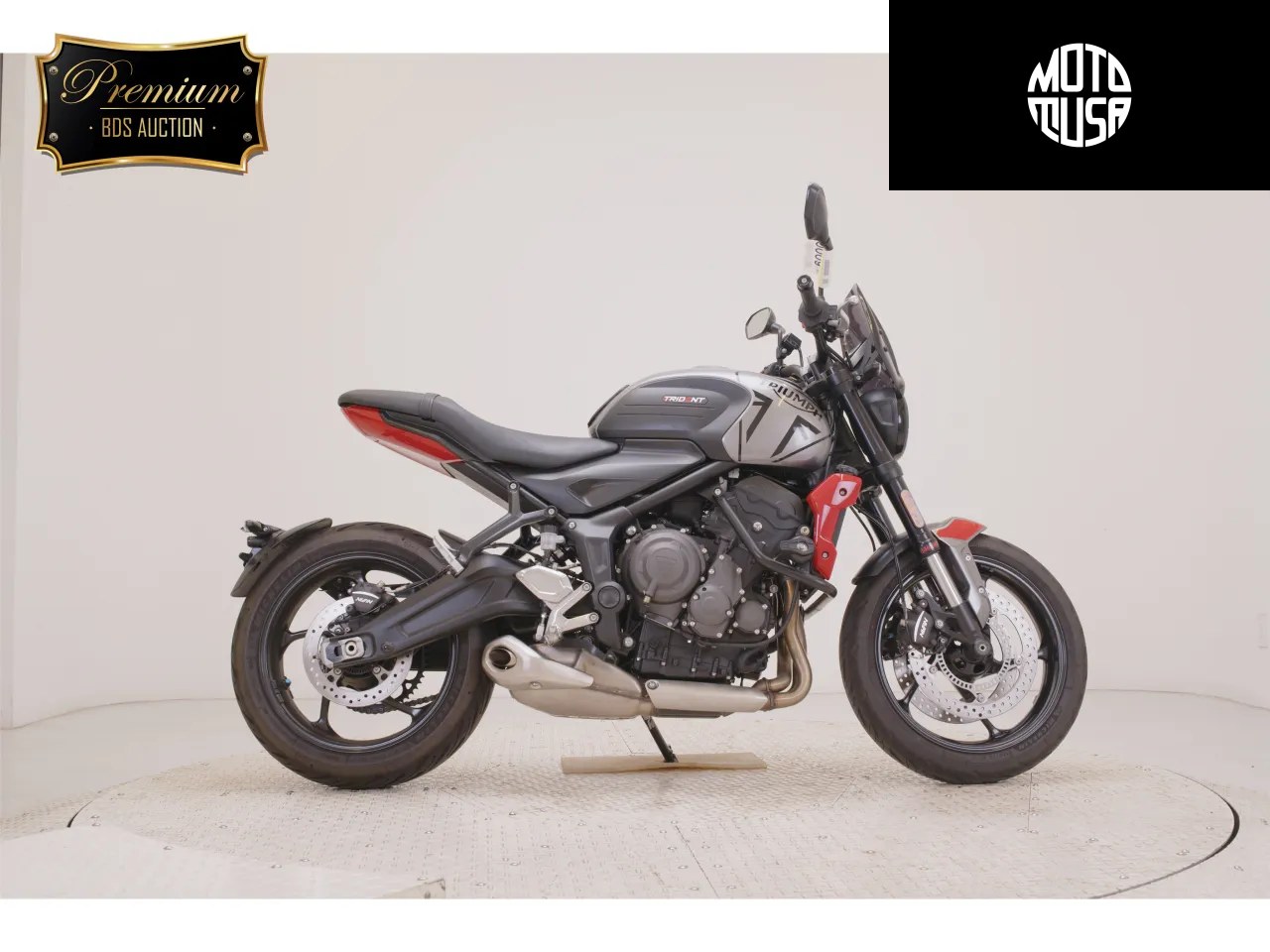 Triumph Trident 660 - фото 1