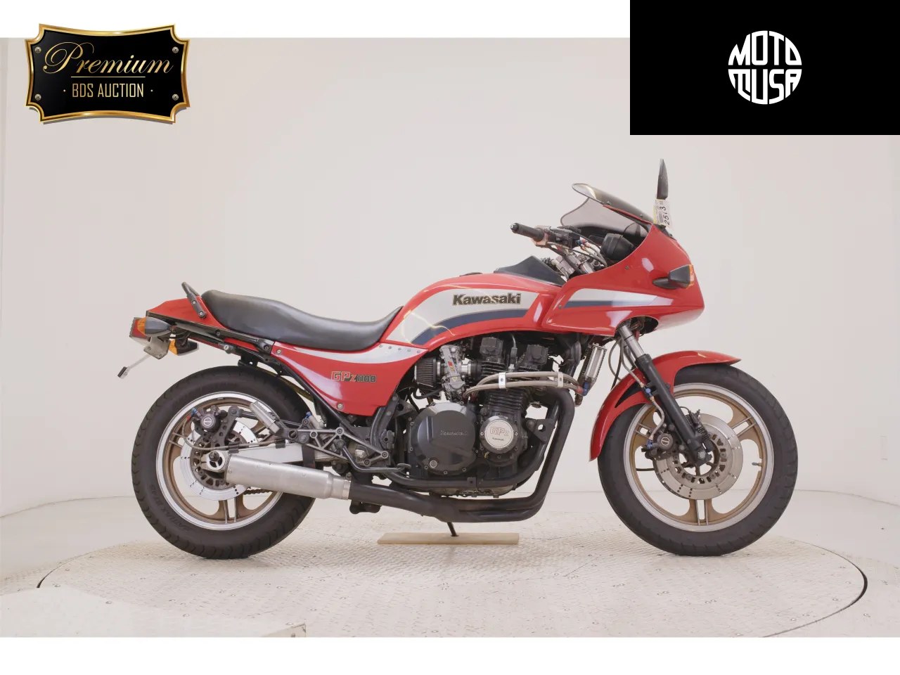Kawasaki GPZ 1100 - фото 1
