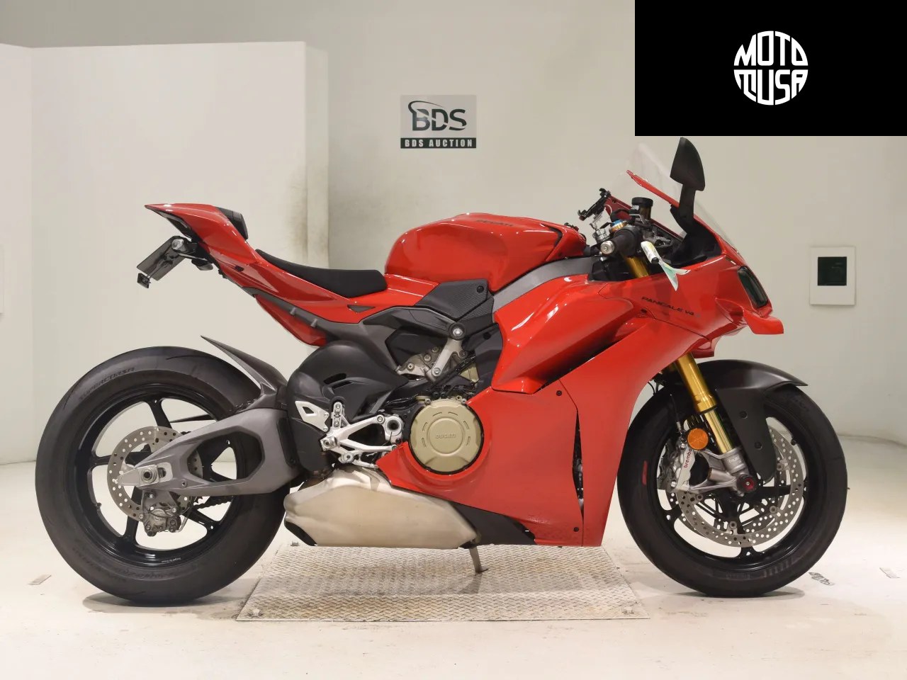 Ducati Panigale V4S - фото 1