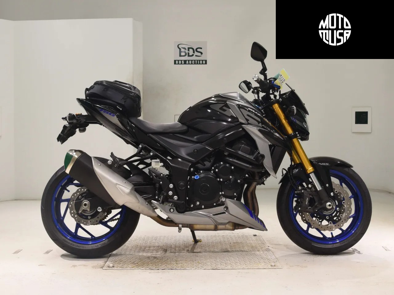 Suzuki GSX-S 750 - фото 1
