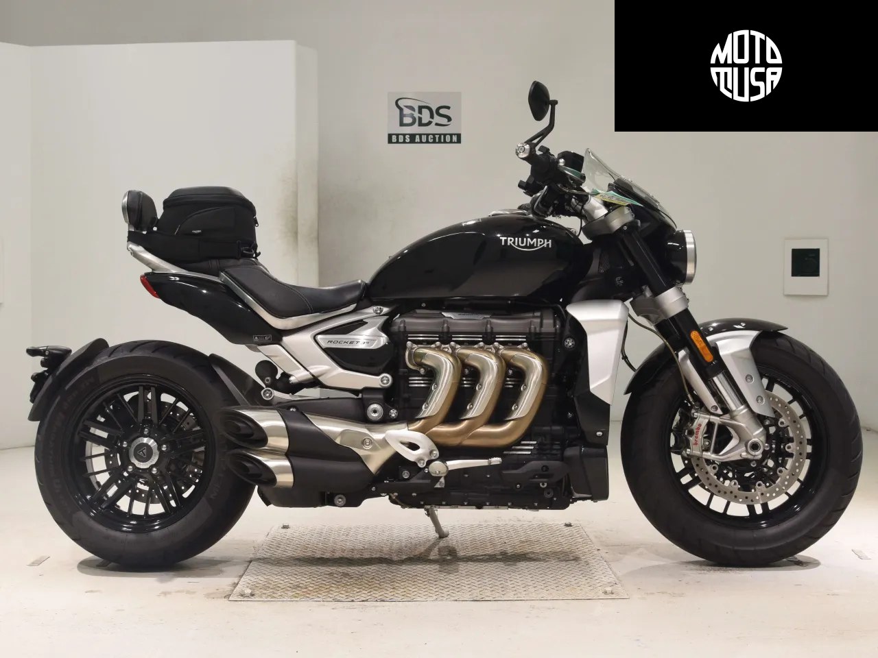 Triumph Rocket 3 R (ROCKET III R) - фото 1