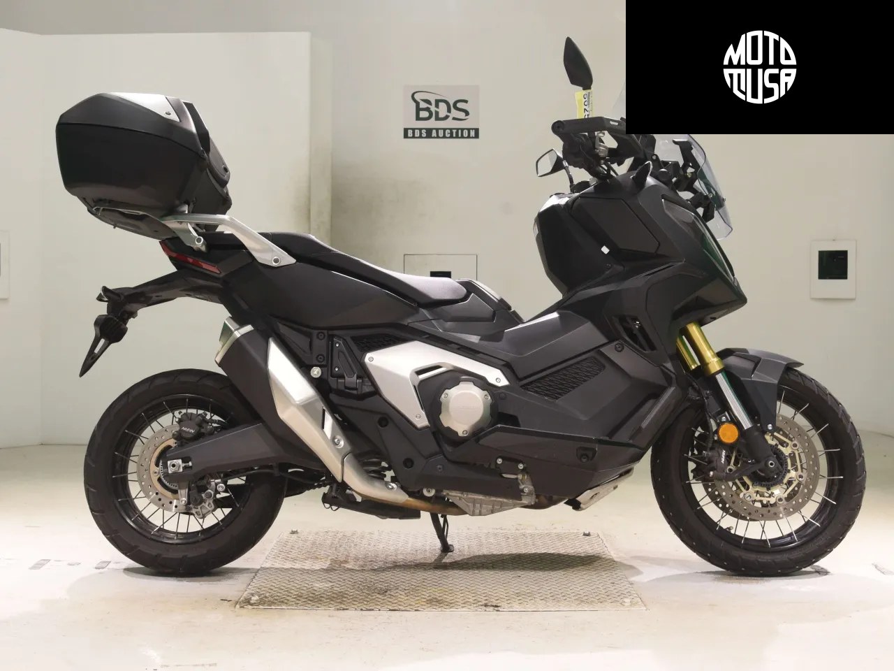 Honda X-ADV (X-ADV750-2) - фото 1