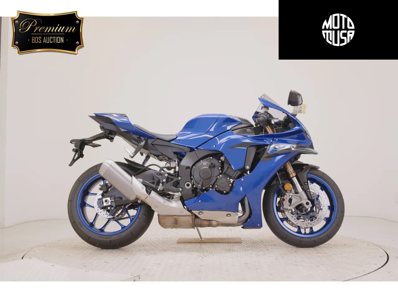 Yamaha YZF-R1 - фото 1