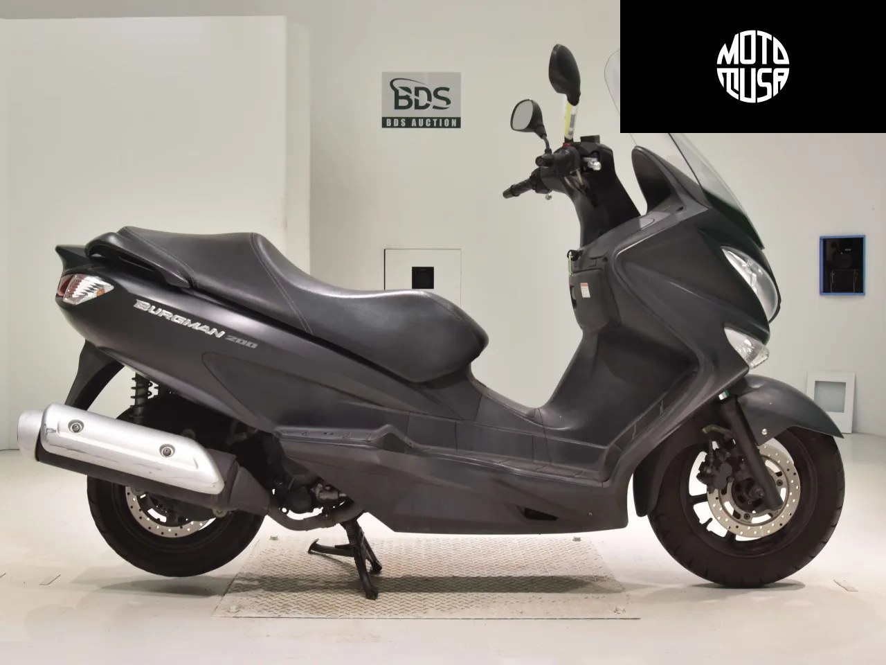 Suzuki Burgman 200 - фото 1