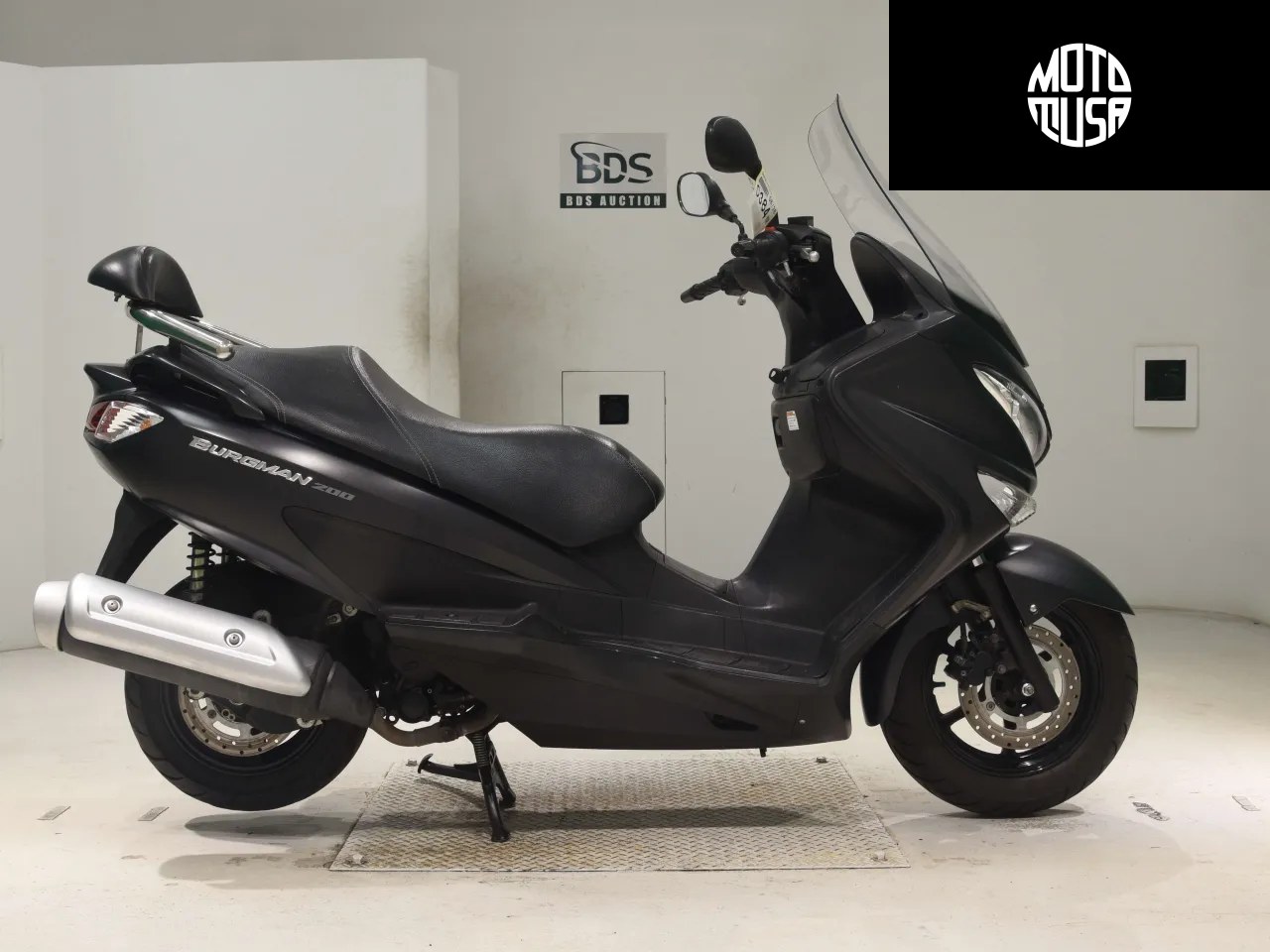 Suzuki Burgman 200 - фото 1