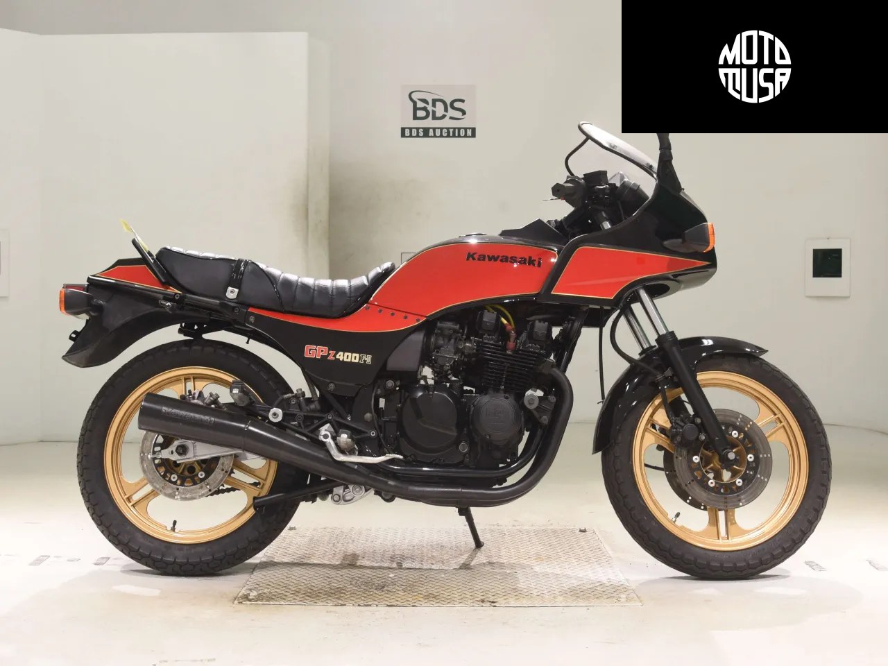 Kawasaki GPZ 400 - фото 1