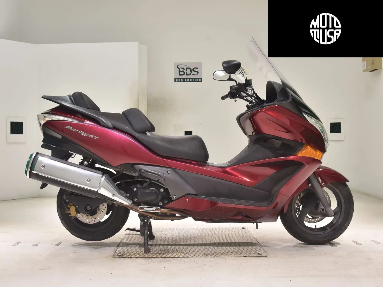 Honda SILVERWING 400 GTA - фото 1