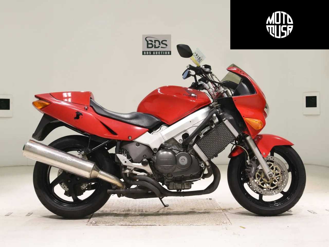 Honda VFR 800 - фото 1