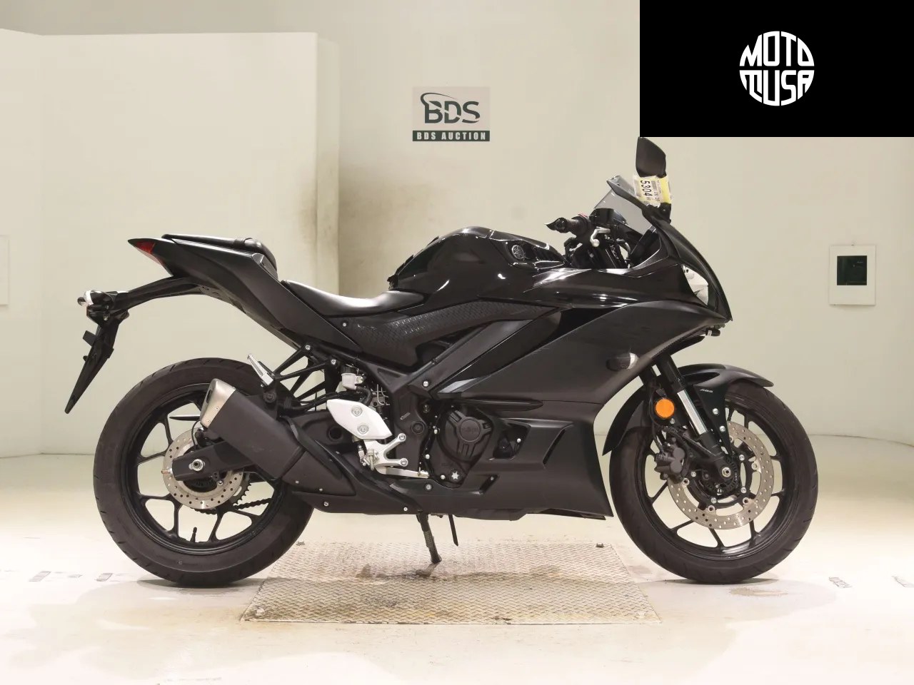Yamaha YZF-R3 - фото 1
