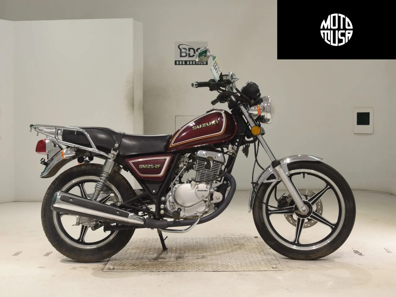 Suzuki GN 125 (GN125-2F) - фото 1
