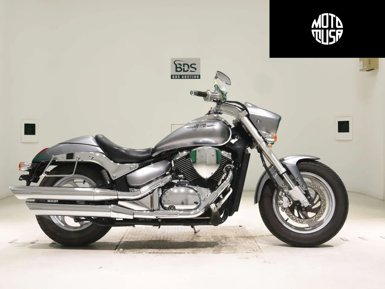 Suzuki Boulevard 400 - фото 1