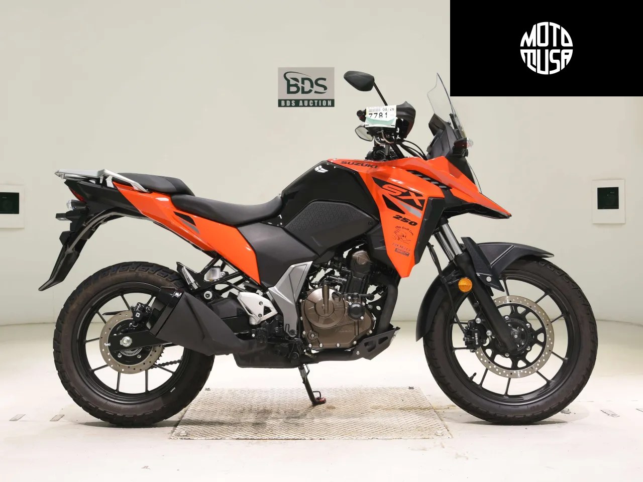 Suzuki V-Strom 250SX (V-Storm 250SX) - фото 1