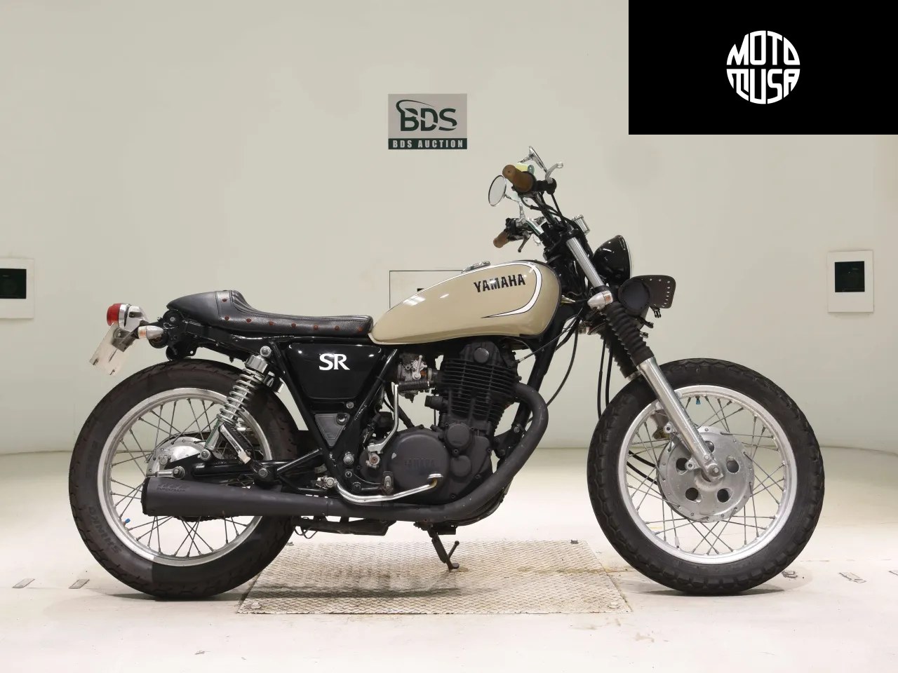 Yamaha SR 400 (SR400-2) - фото 1