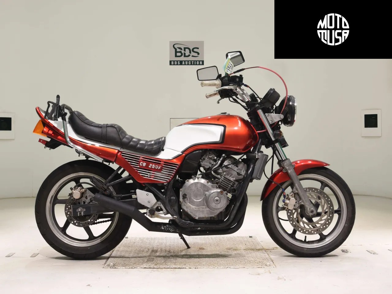 Honda Jade - фото 1