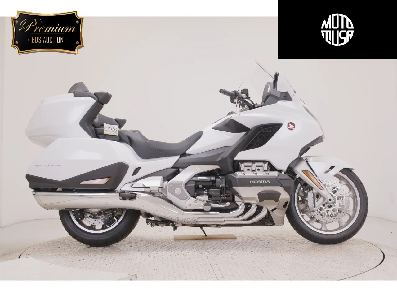 Honda GL 1800 (GL1800 TOUR D) - фото 1