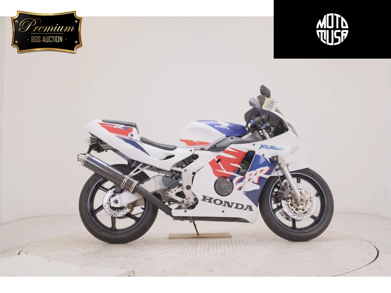 Honda CBR 250RR - фото 1