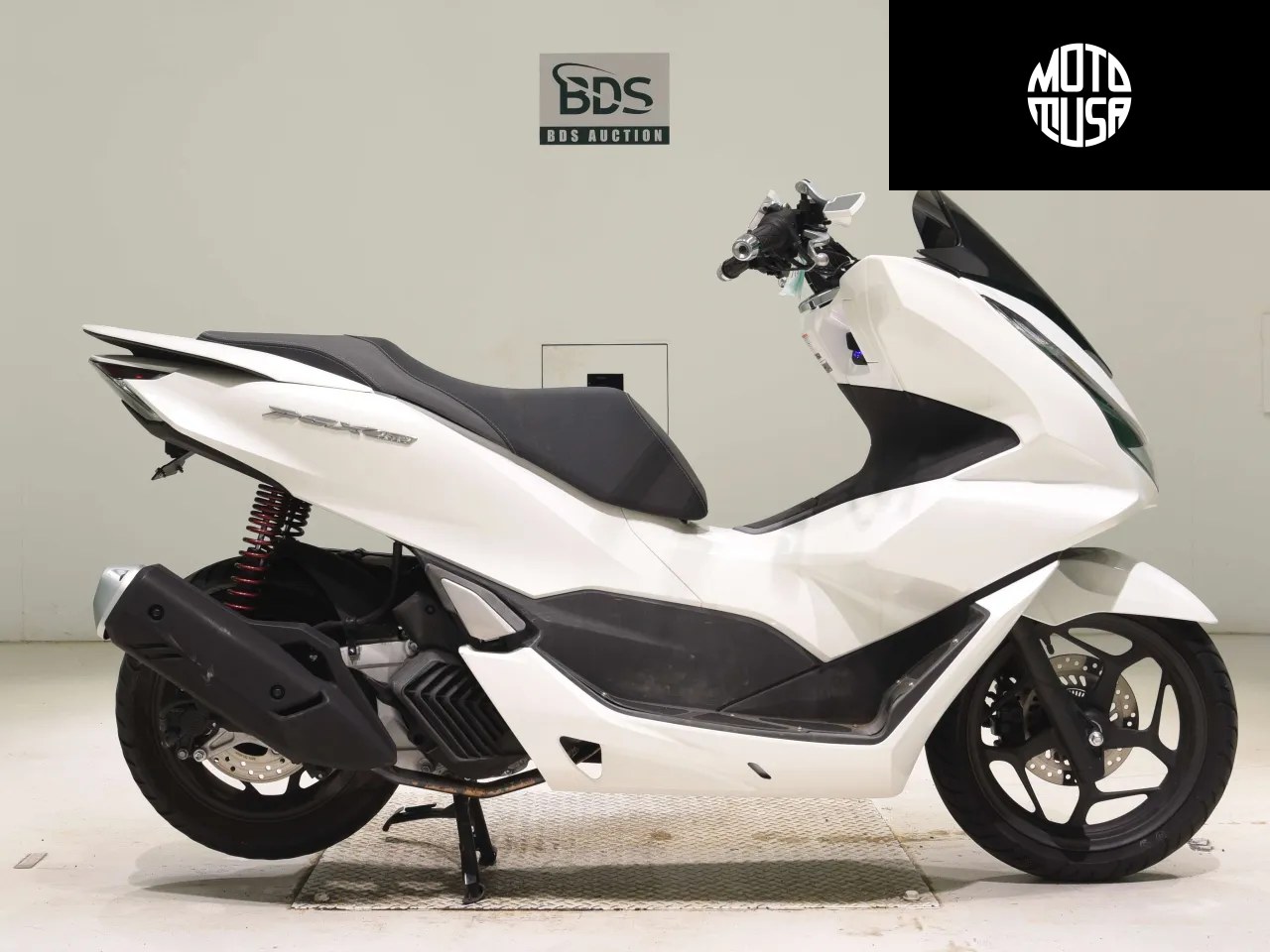 Honda PCX 160 - фото 1