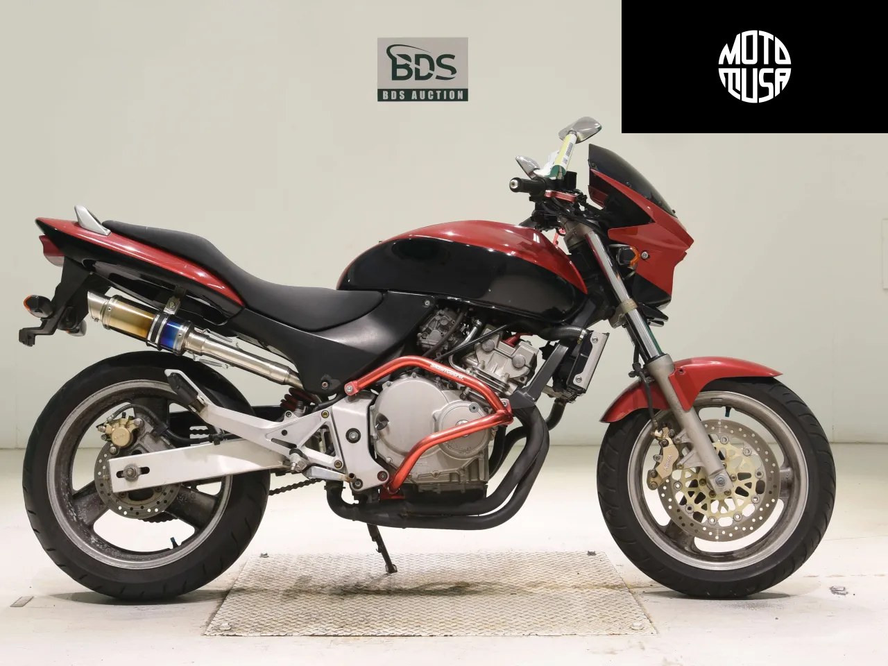 Honda HORNET 250 - фото 1