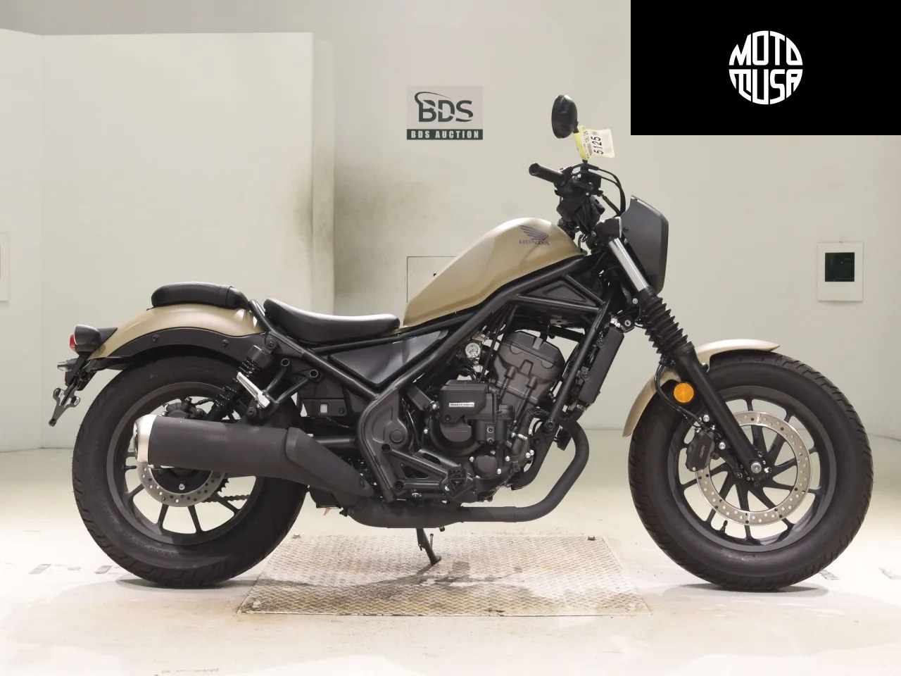Honda Rebel 250 E-Clutch - фото 1