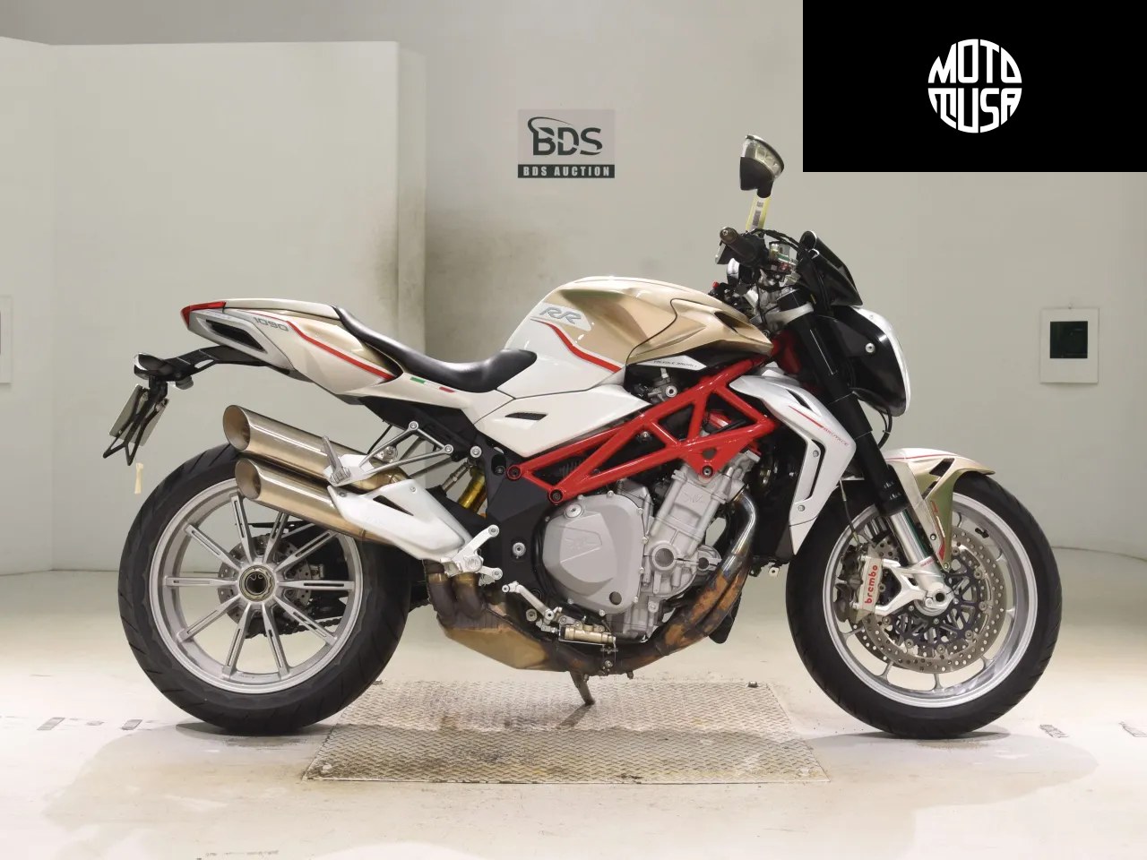 Mv Agusta BRUTALE 1090RR - фото 1