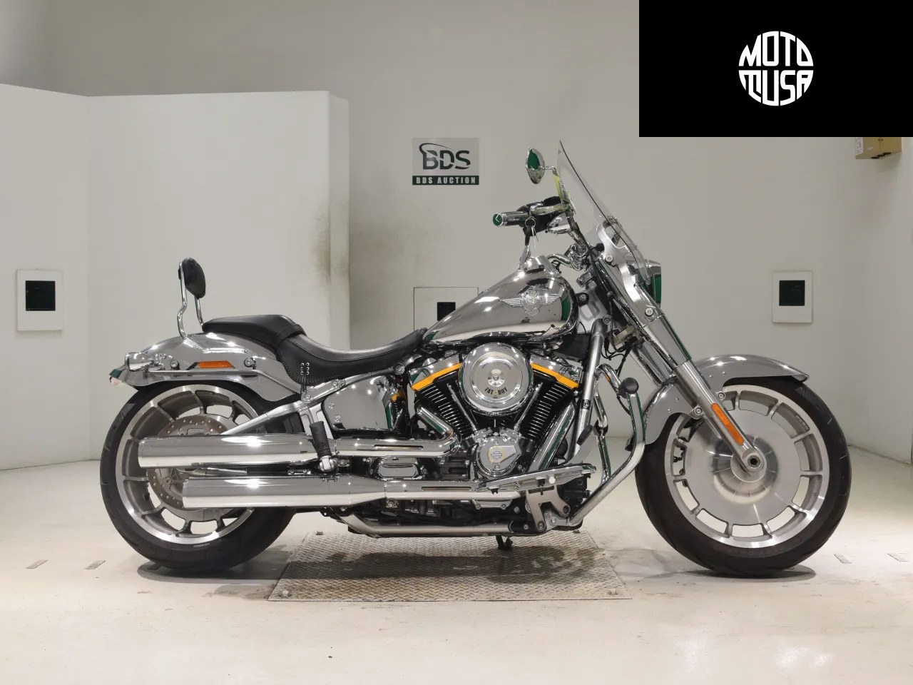 Harley Davidson Softail Fat Boy Gray Ghost (FLSTFI1920) - фото 1