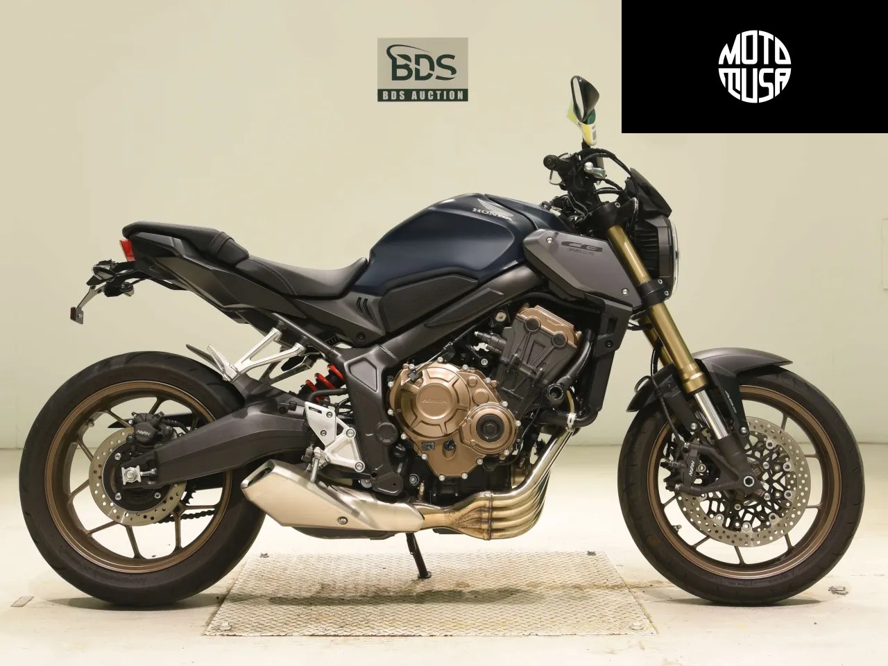 Honda CB 650R - фото 1